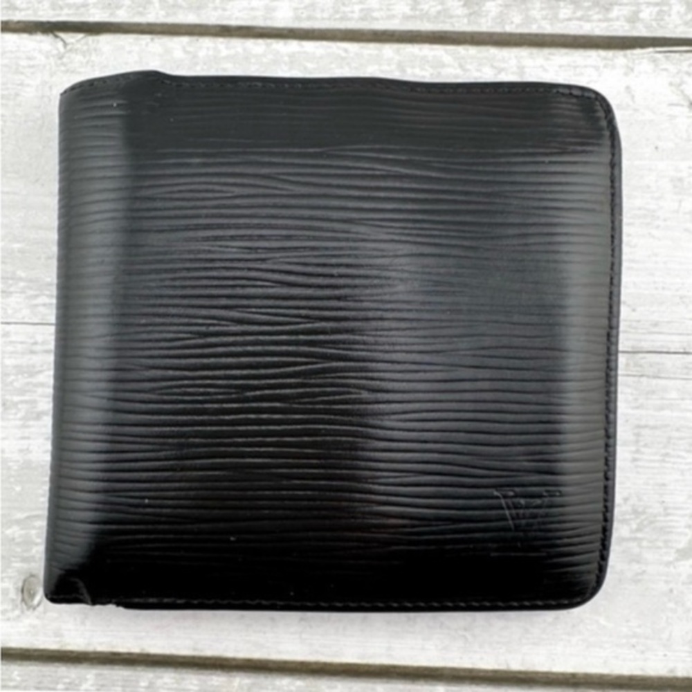 AUTHENTIC Louis Vuitton Marco Wallet. Previously owned. Color: Black. - Picture 1 of 15